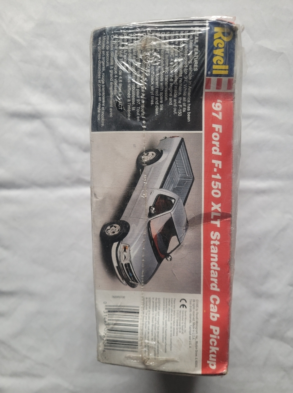 Revell '97 Ford F-150 XLT Model Kit - Picture 5 of 6